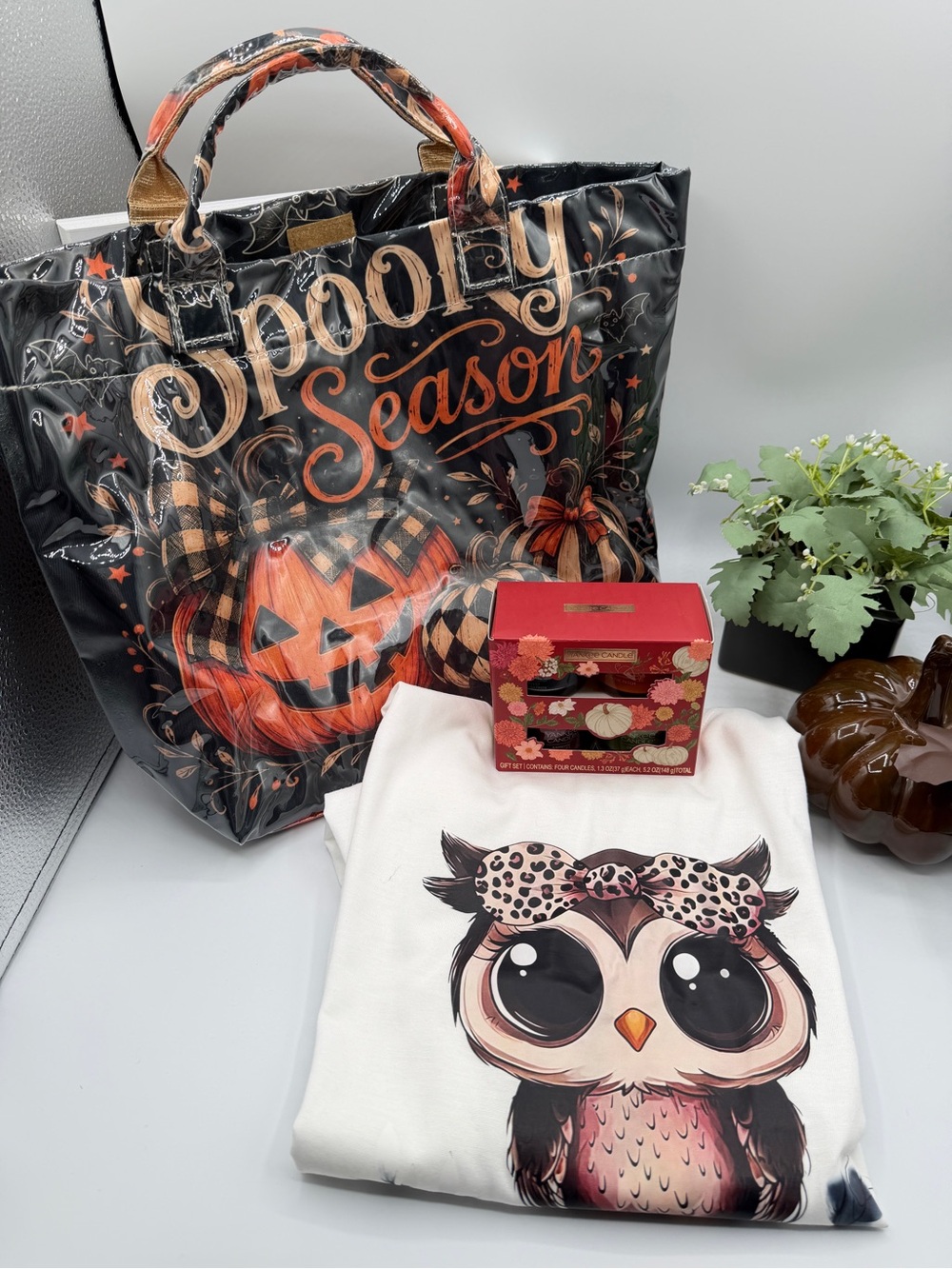 Spooky Season Halloween Bundle Bag - Candles - T-Shirt